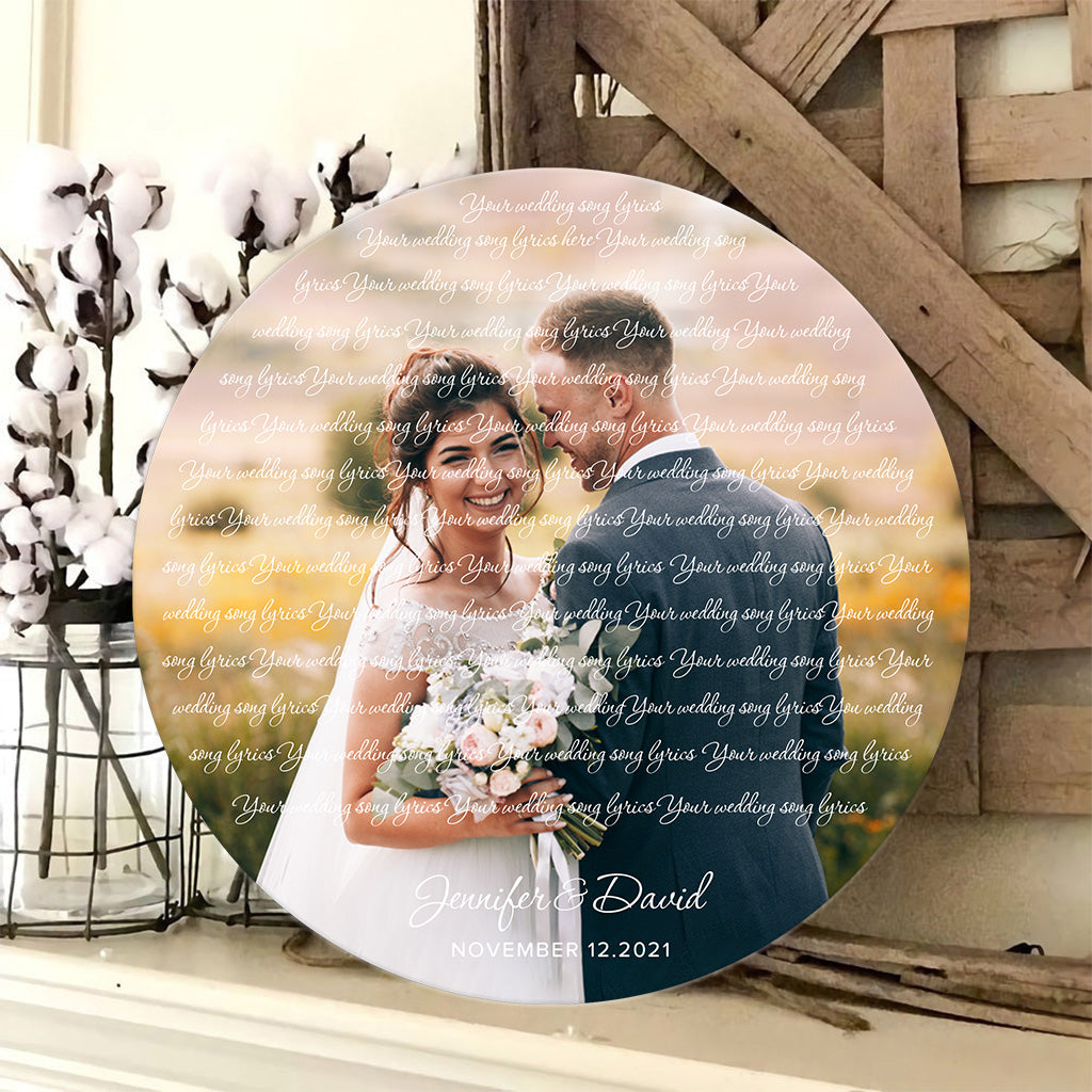 You & Me We Got This - Personalized Husband And Wife Round Wood Sign