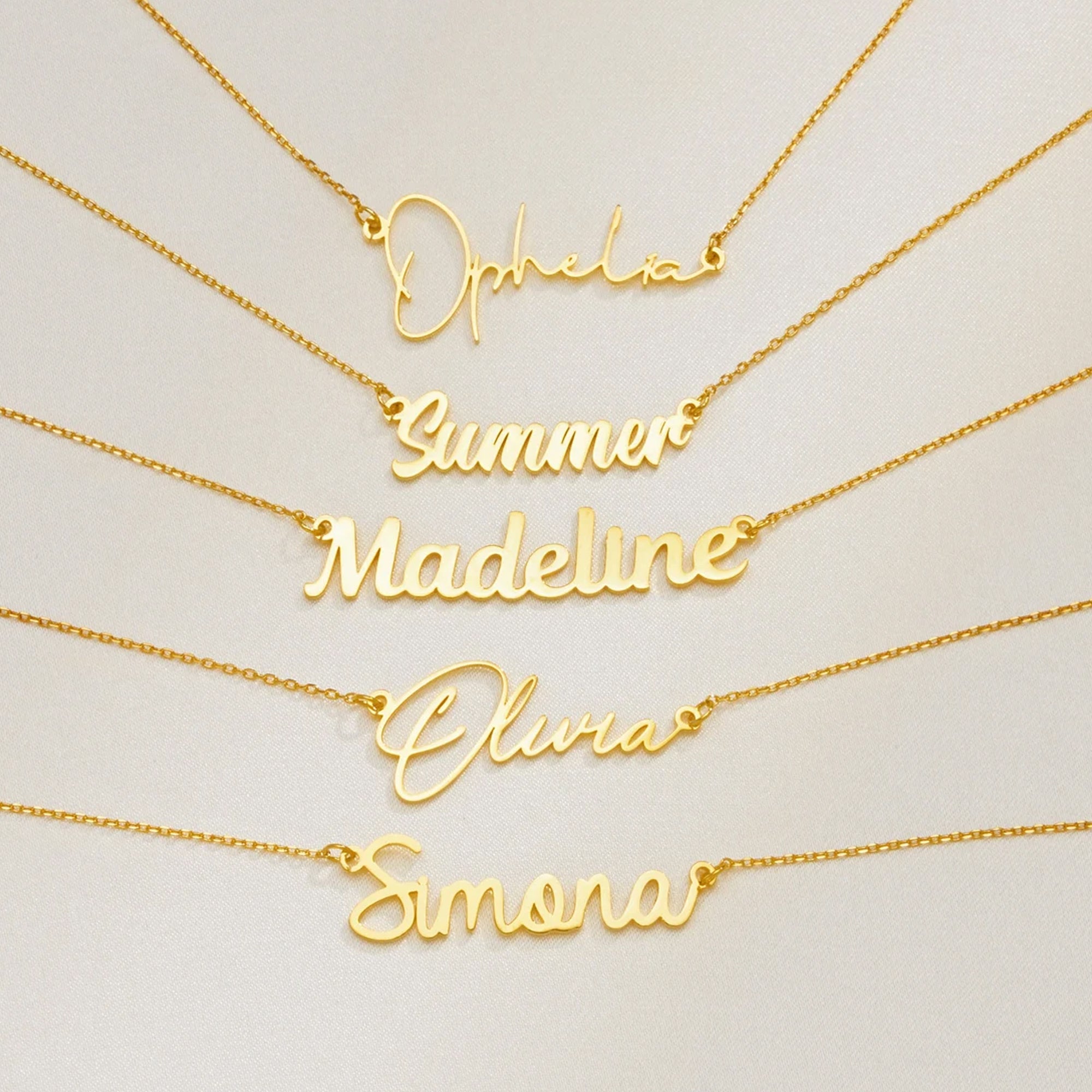 Auntie - Gift for Aunt - Personalized Name Necklace