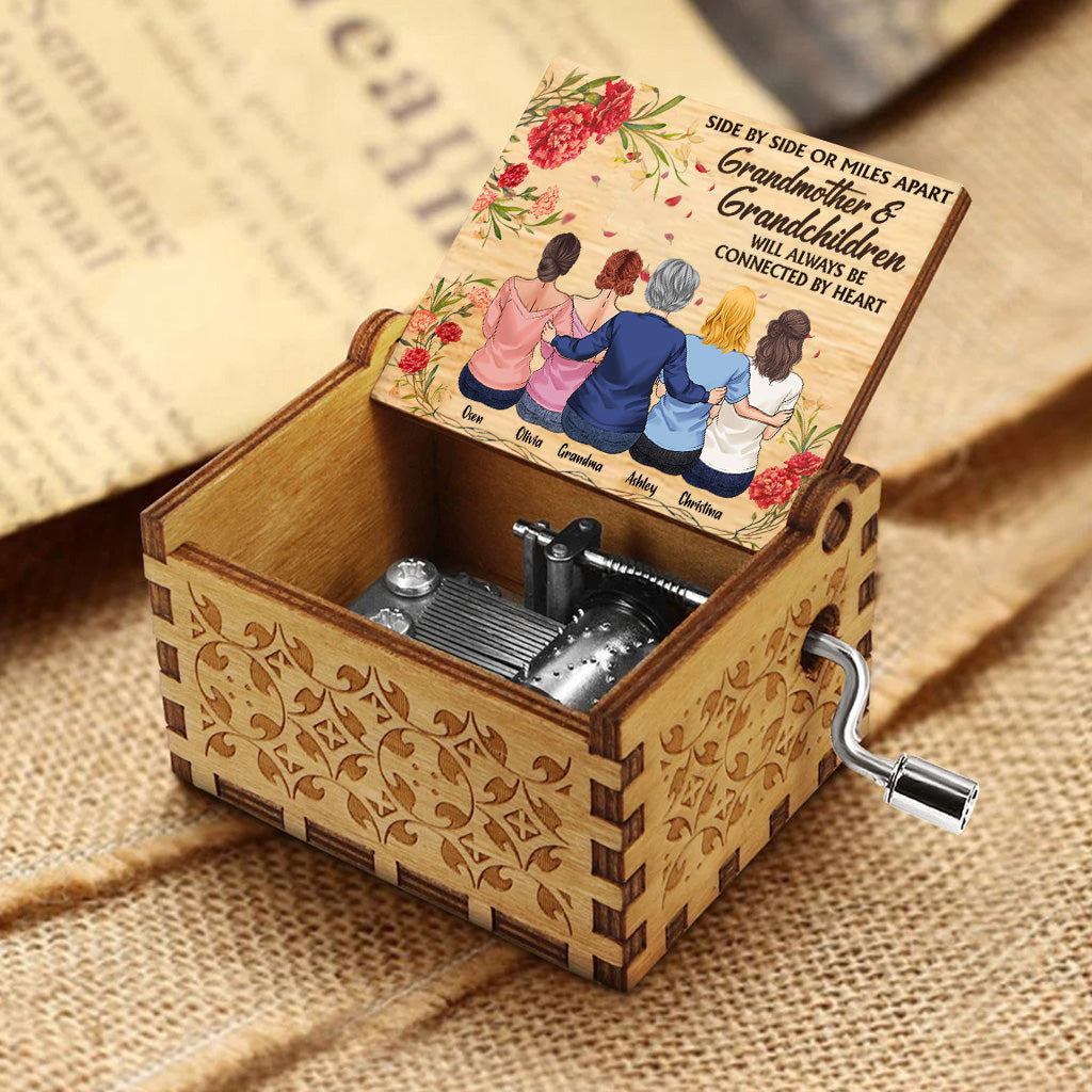 Side By Side - Personalized Mother's Day Grandma Hand Crank Music Box