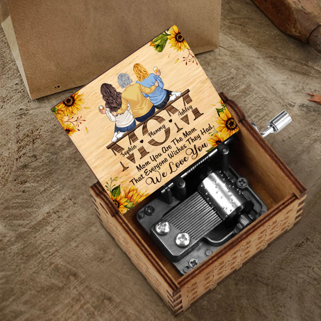 MOM - Personalized Mother's Day Mother Hand Crank Music Box