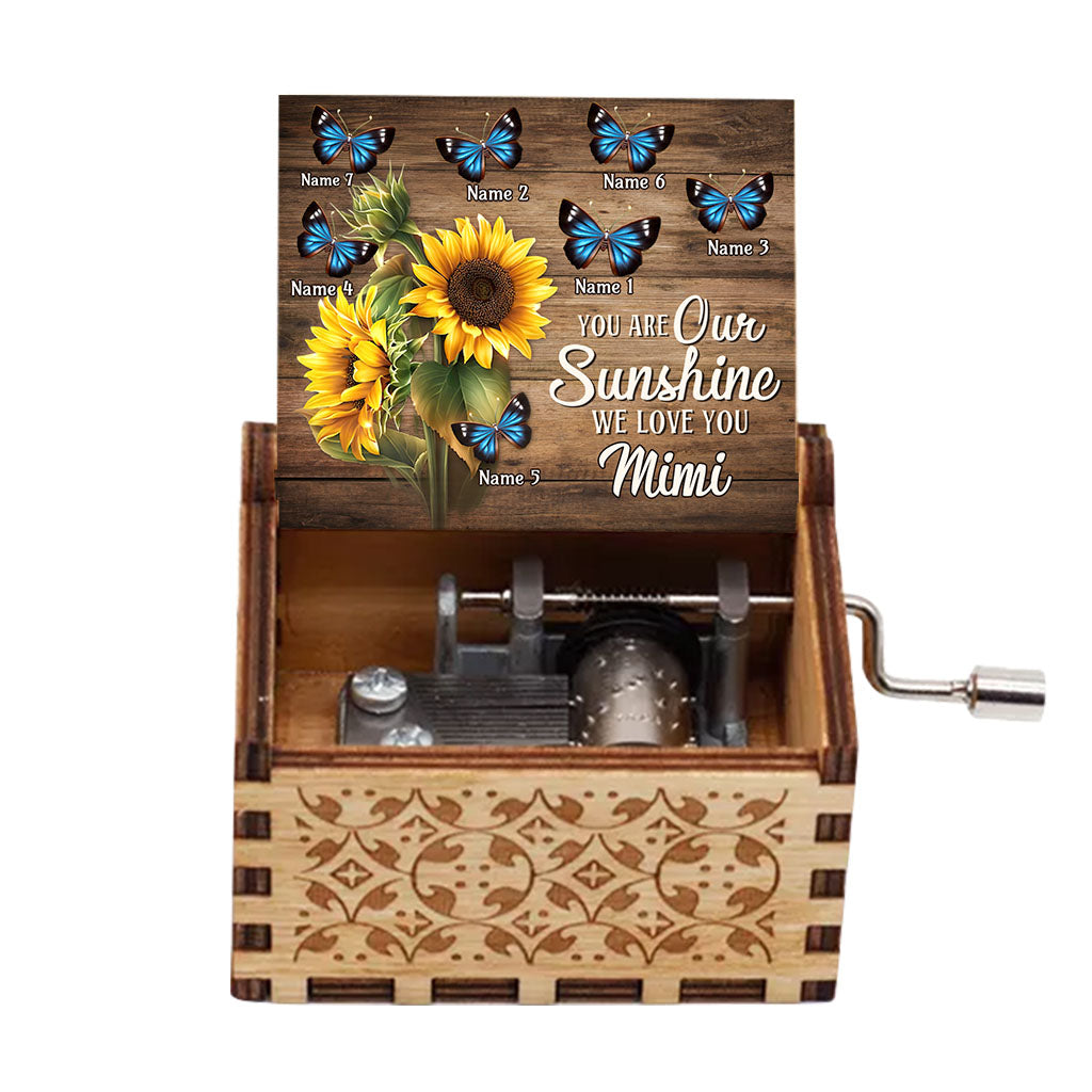 You Are My Sunshine - Gift for grandma, dad, mom, grandpa - Personalized Hand Crank Music Box