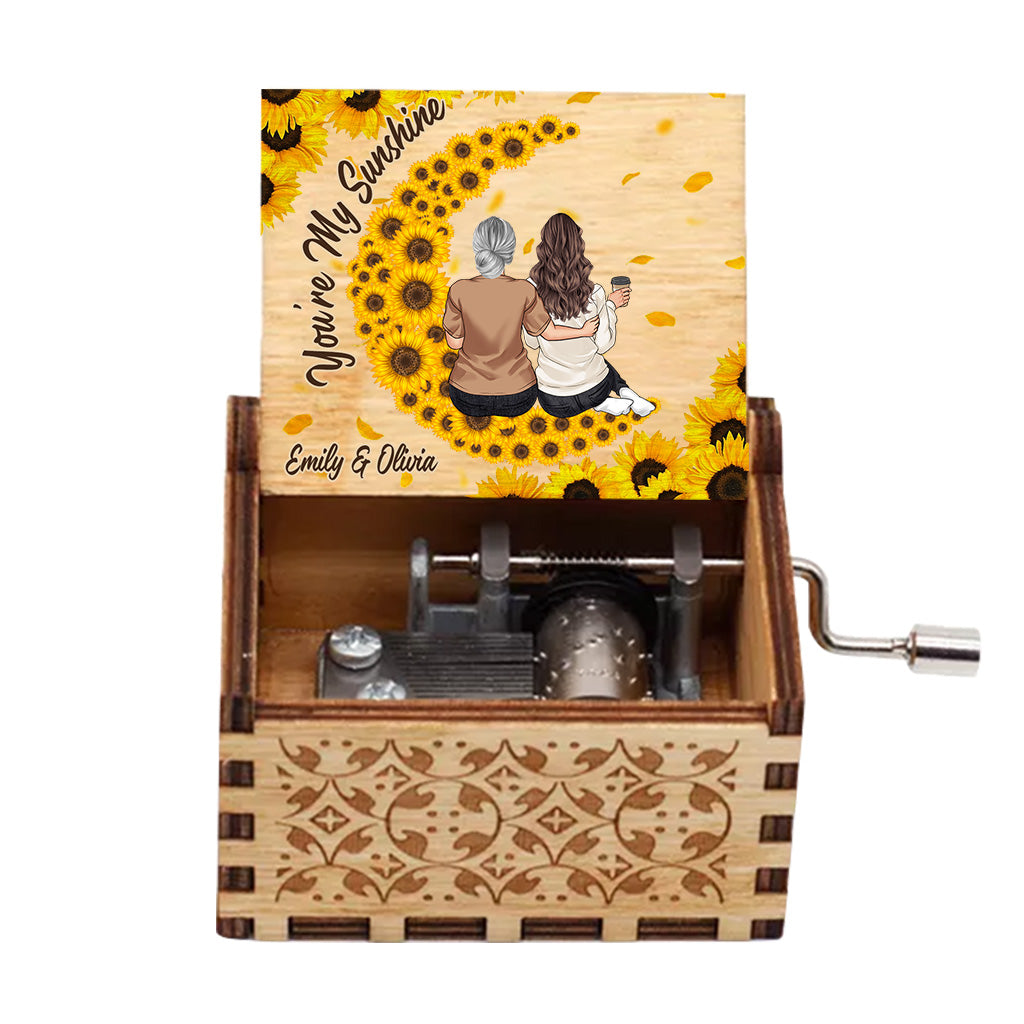 You Are My Sunshine - Personalized Mother's Day Mother Hand Crank Music Box