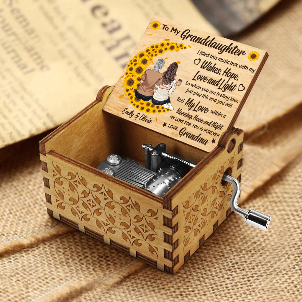 To My Daughter - Personalized Mother's Day Mother Hand Crank Music Box