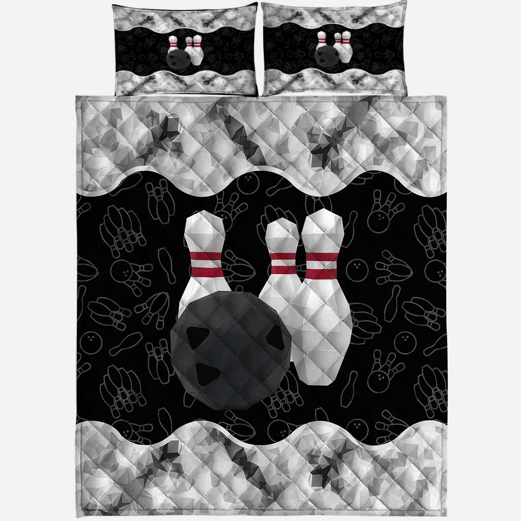 Love Bowling Quilt Bed Set