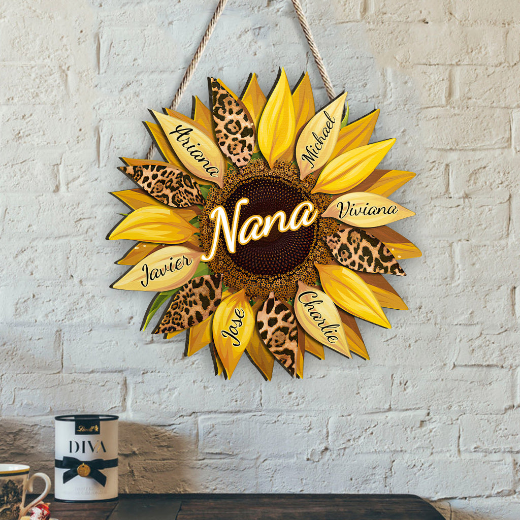 Sunflower - Personalized Mother's Day Grandma Wood Sign