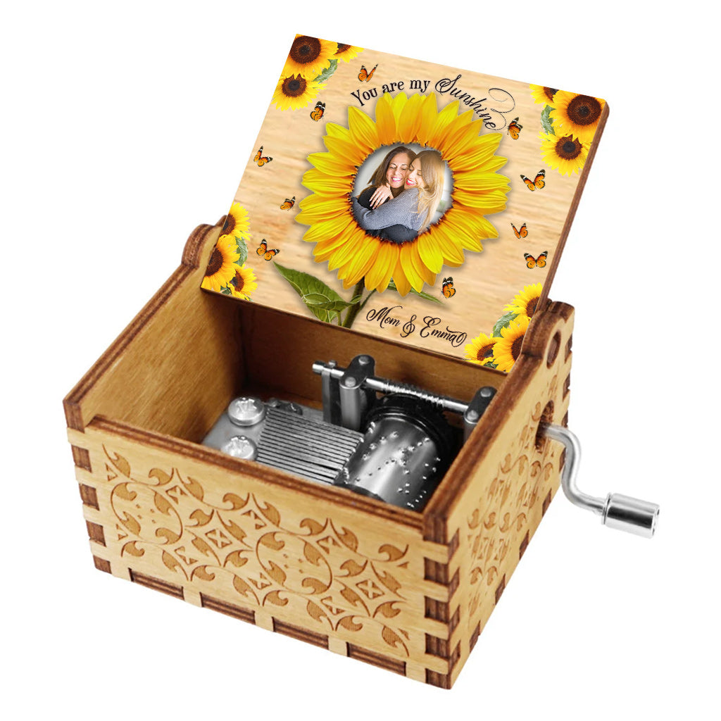 You Are My Sunshine - Personalized Mother's Day Mother Hand Crank Music Box