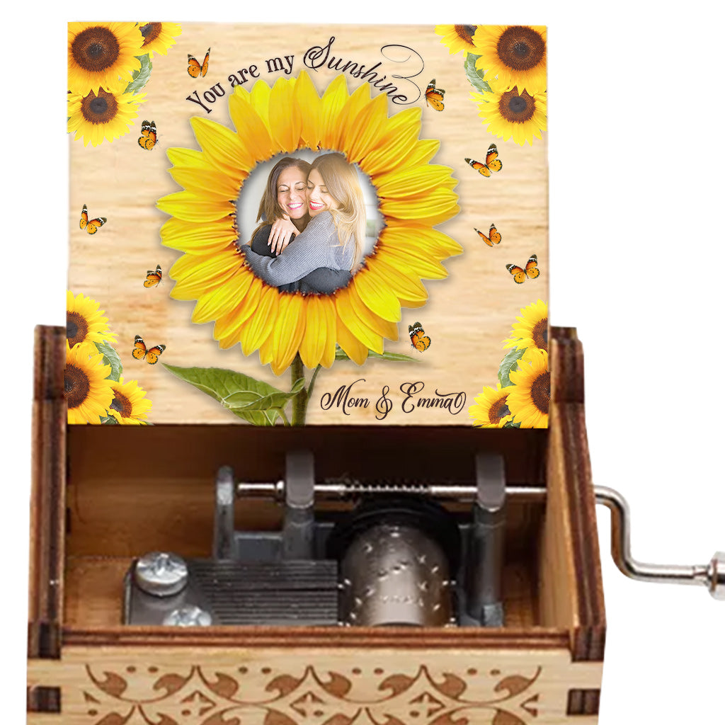 You Are My Sunshine - Personalized Mother's Day Mother Hand Crank Music Box