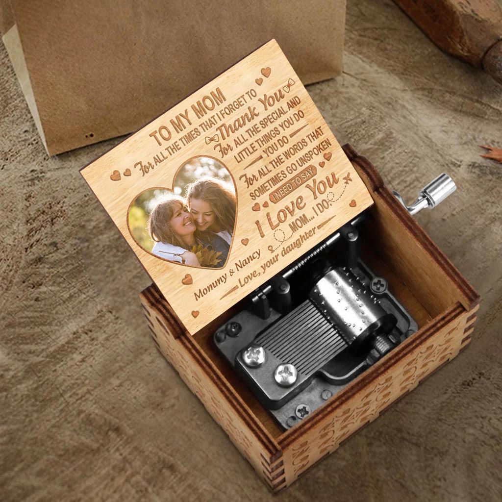 To My Mom - Personalized Mother's Day Mother Hand Crank Music Box