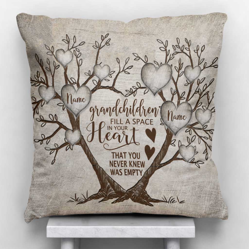 Mom Grandma Family Tree Heart - Personalized Throw Pillow