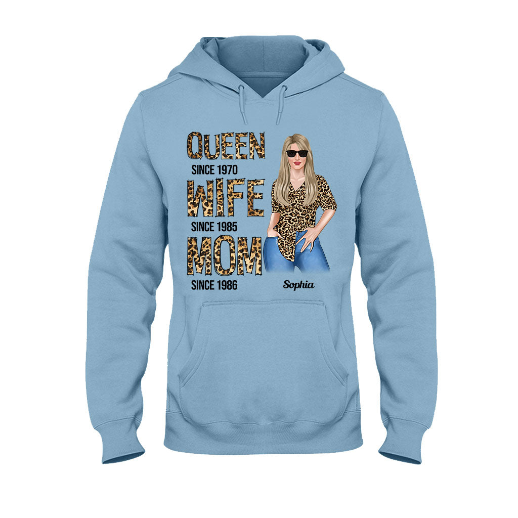 Queen Wife Mom - Personalized Mother T-shirt and Hoodie