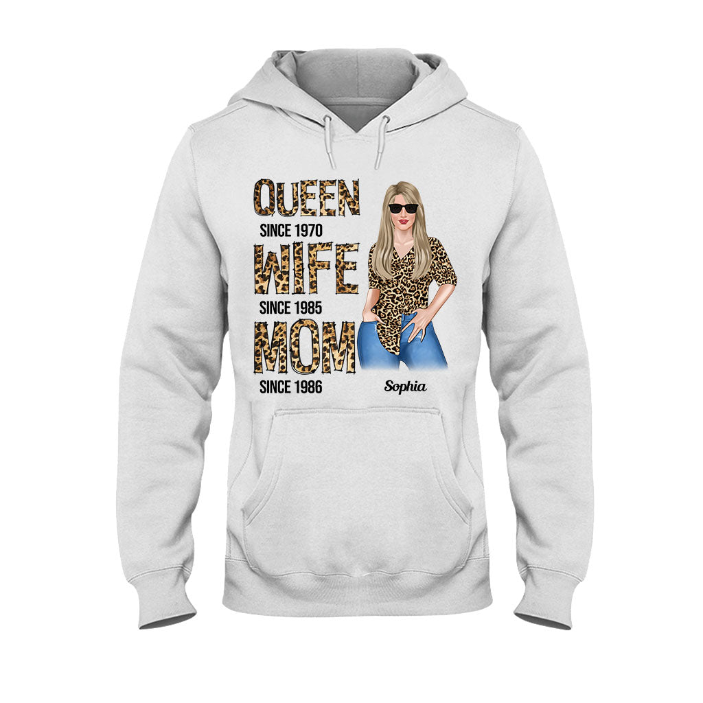 Queen Wife Mom - Personalized Mother T-shirt and Hoodie