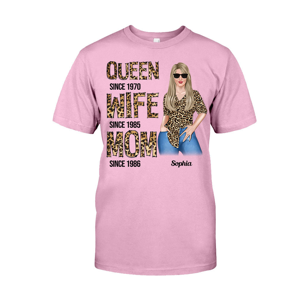 Queen Wife Mom - Personalized Mother T-shirt and Hoodie