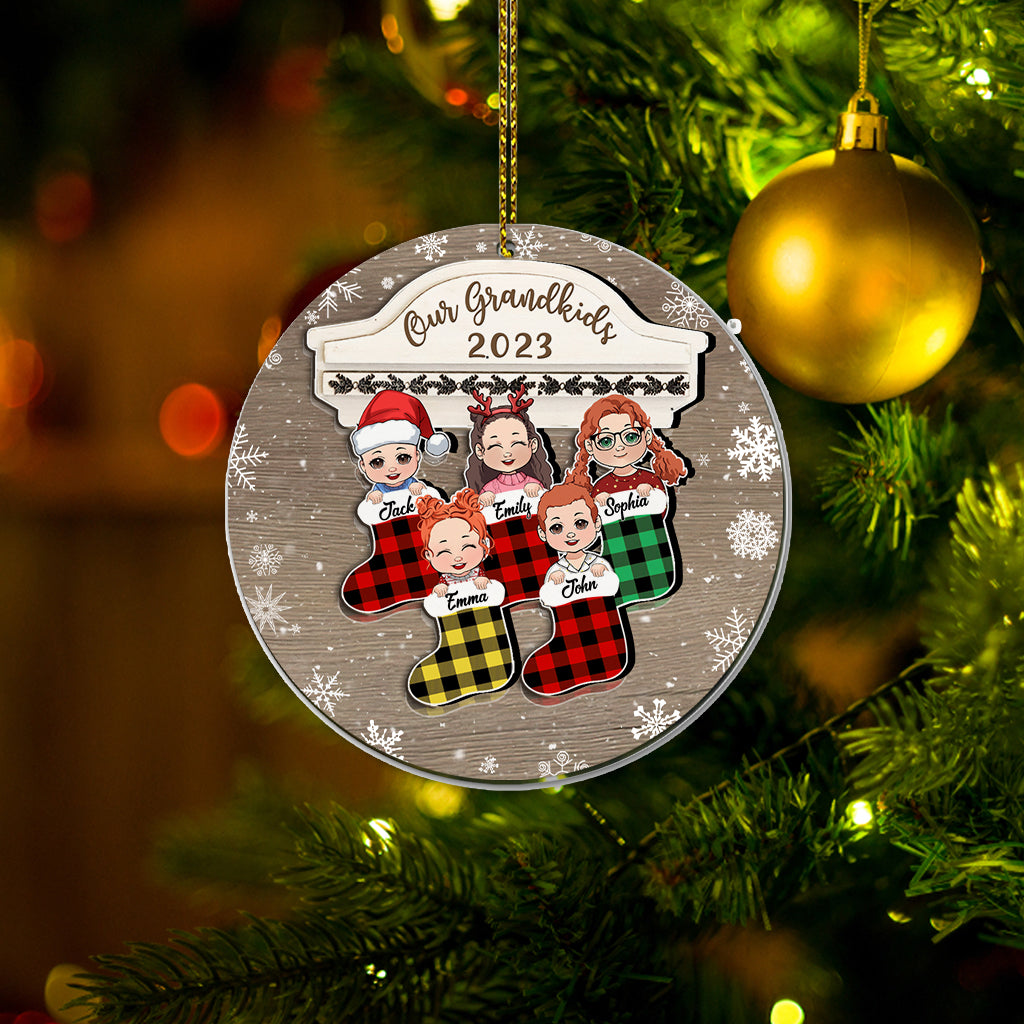 Personalized Christmas Ornaments on Acrylic Rounds Personalized Family  Christmas Ornament Present for Kid Family Mom Dad or Grandparents 