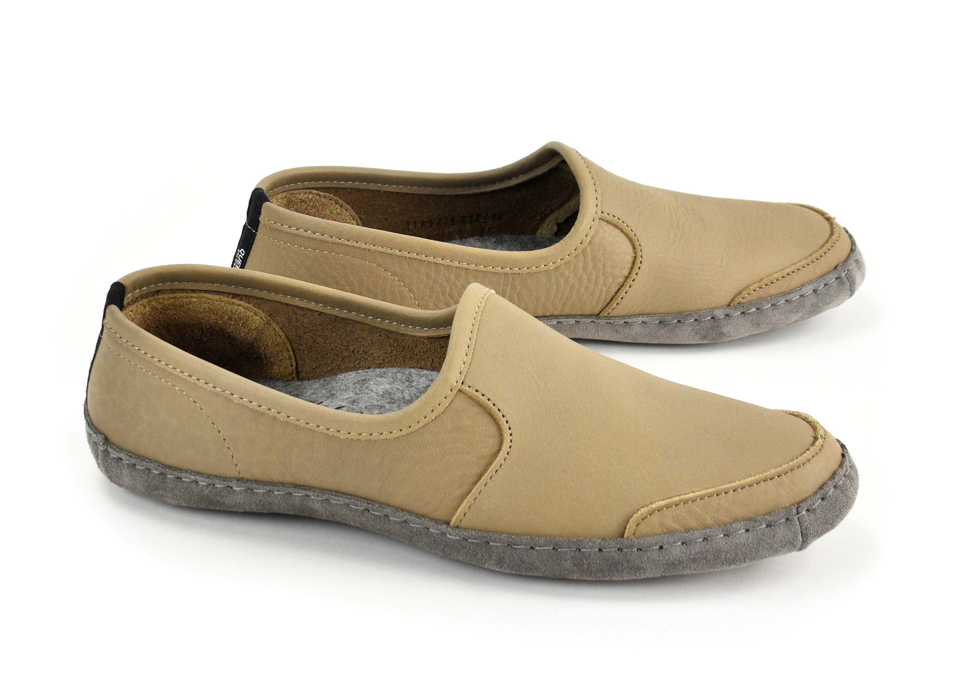  Vermont House Shoes®: Loafer - Stone 