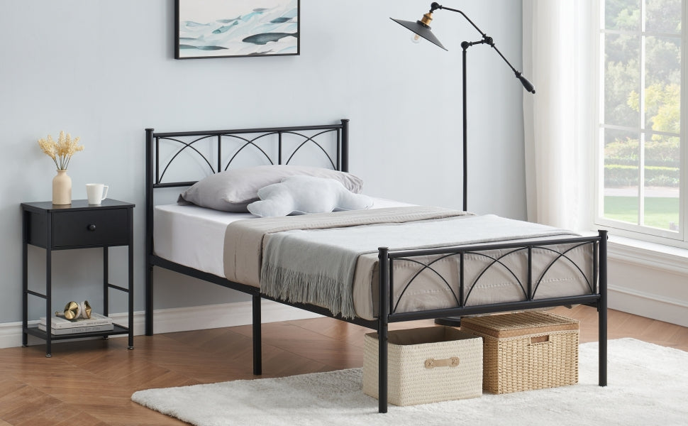 GARVEE Modern Iron Bed Frame