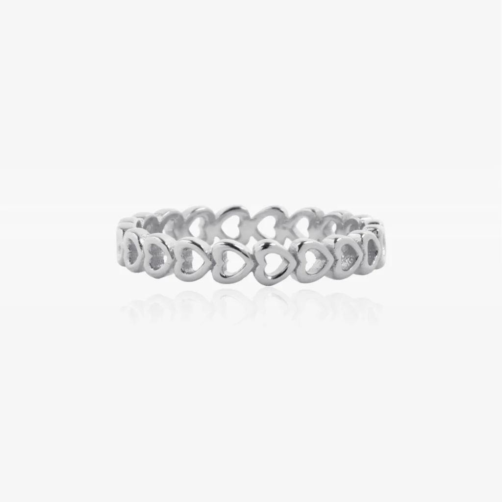 Ring made of 925mlms sterling silver, available finished in 18k Gold