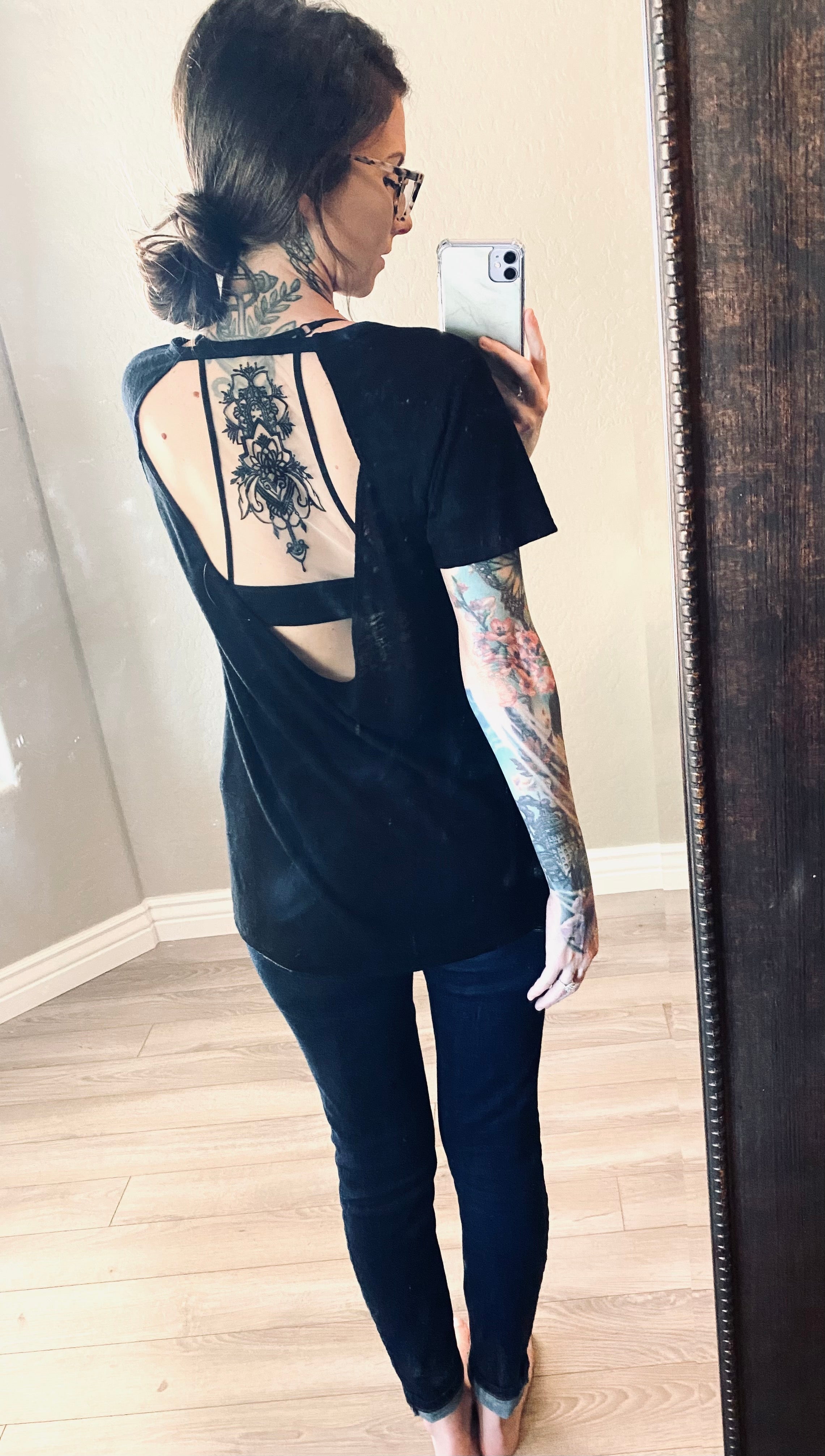 NEW Trinity Backless Tees – Bella Dawn Boutique