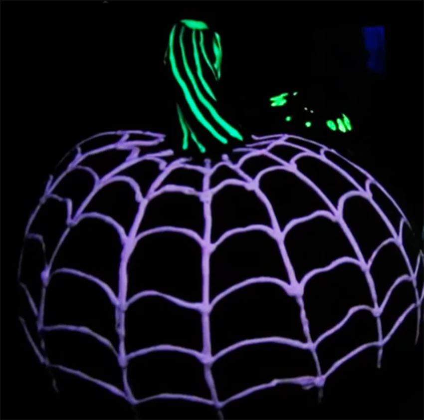 7 Glow in the Dark Pumpkin DIYs