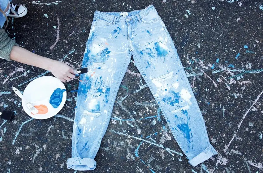 How To Splatter Paint Jeans – Tulip Color Crafts