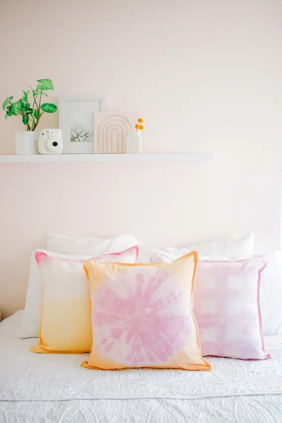 Tulip tie-dye pillow covers