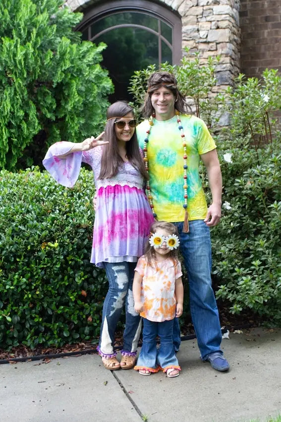 Easy Hippie Costumes for the Whole Fam – Tulip Color Crafts