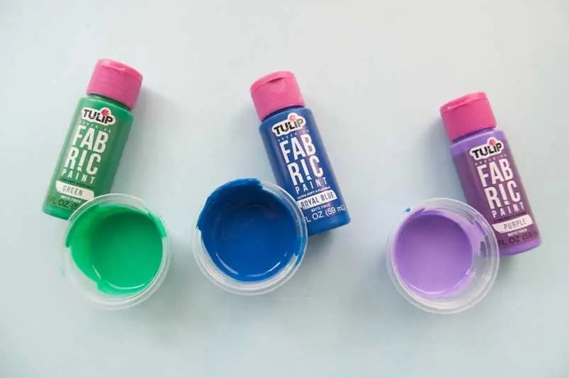 Mix 4 parts paint with 1 part glue/water mix