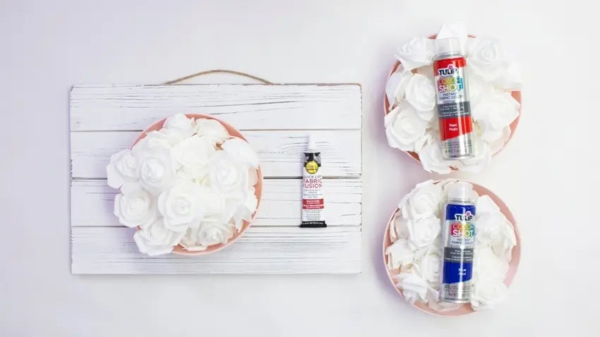 Materials for your DIY patriotic wreath