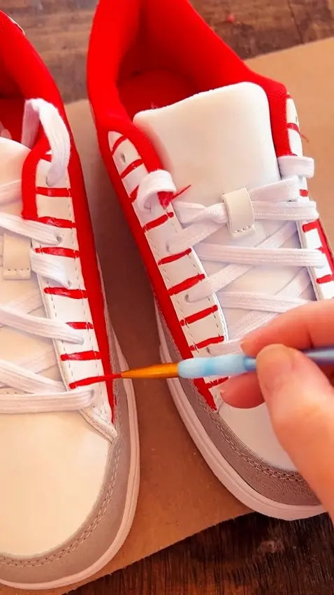 Use fabric paint to paint the shoes’ exterior