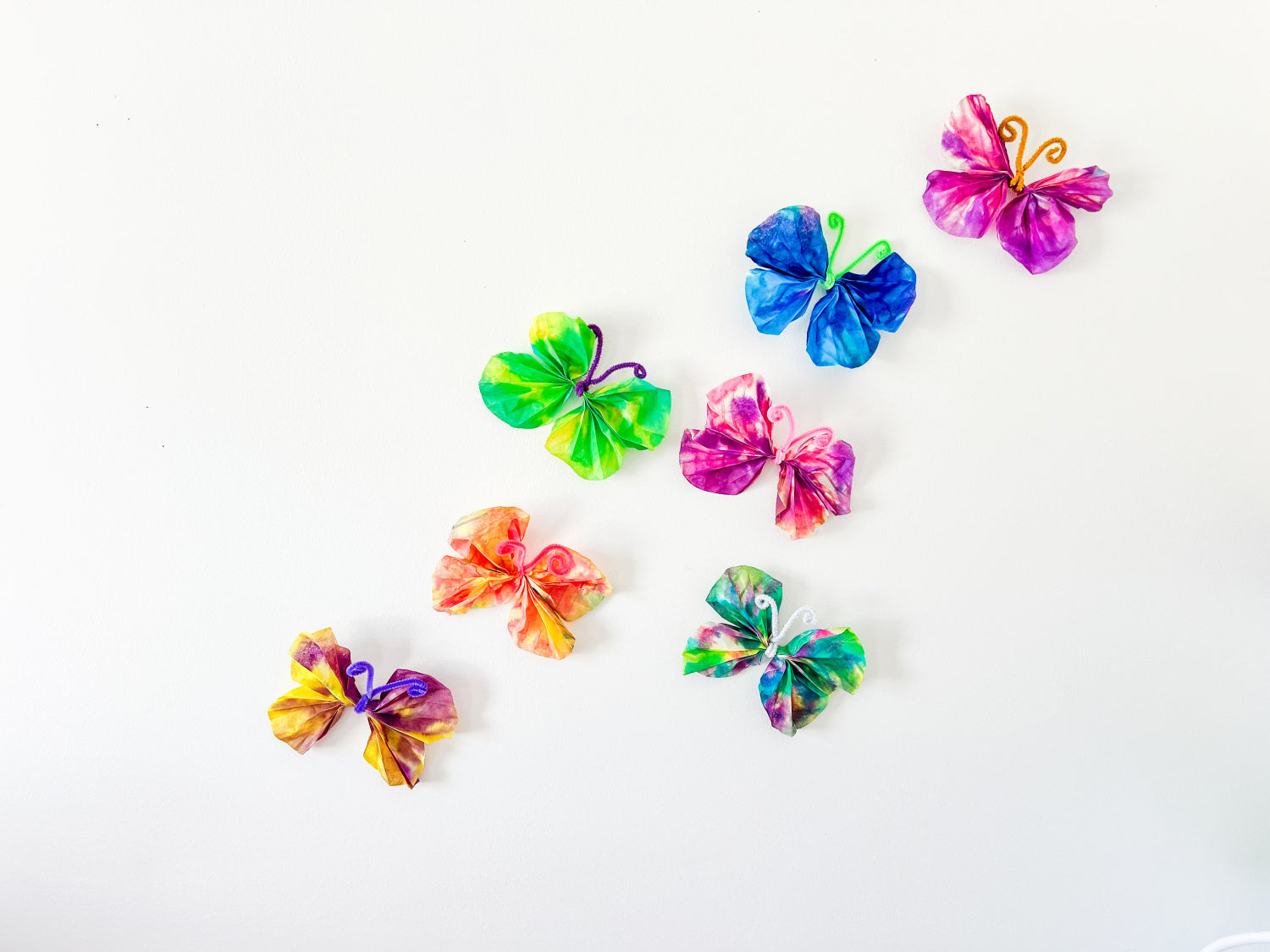 Easy paper tie-dye butterflies