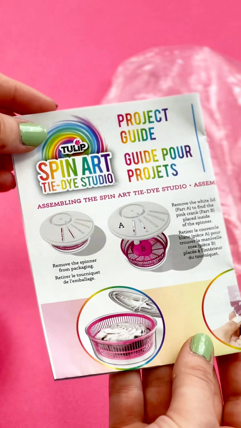Prepare your spin art tie-dye station