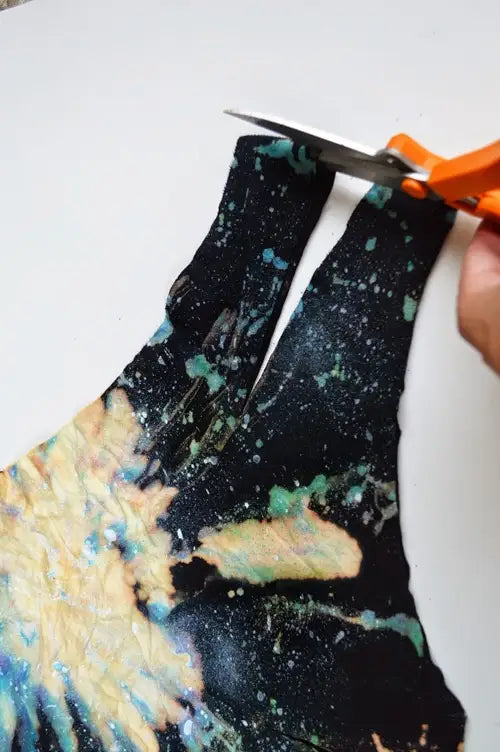 Knot And Tie Galaxy Shirt Tutorial – Tulip Color Crafts