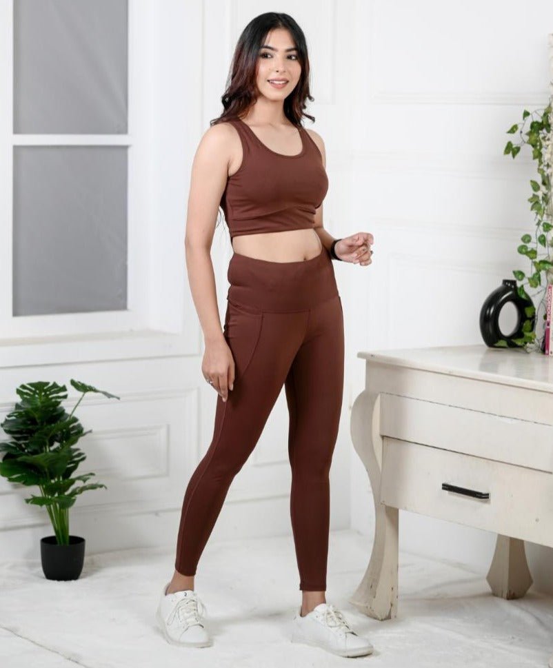 Black gym leggings for women, ankle length sports pants, gym tights.