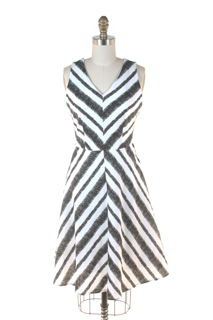 black and white zig zag dress