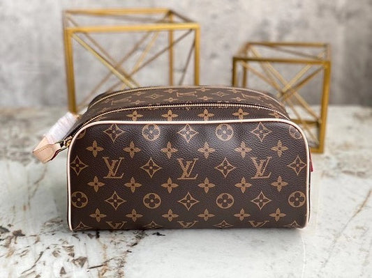 Louis Vuitton Watch Case (Black) – Luxxe