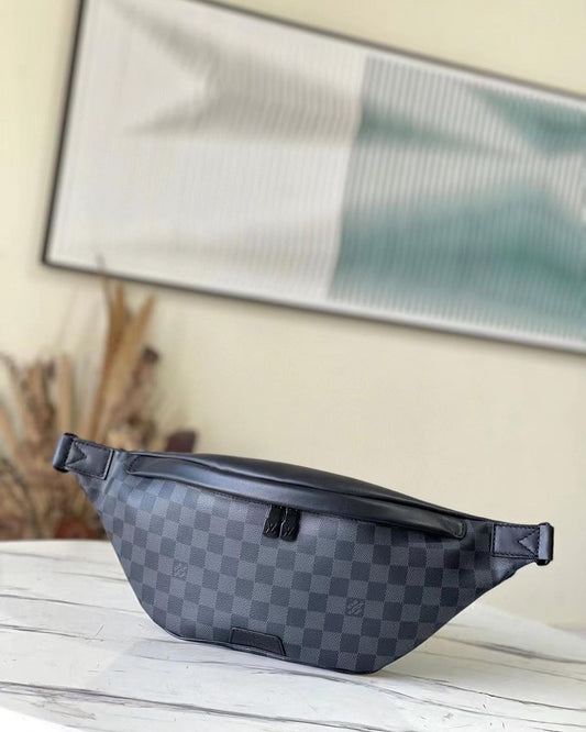 Discovery Damier Graphite Bumbag