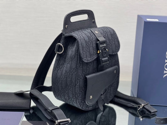 Christian Dior Explorer Messenger Bag – Luxxe