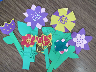 Free Flowers Pattem from HeidiSongs, heidisongs, kindergarten, crafts, spring ideas