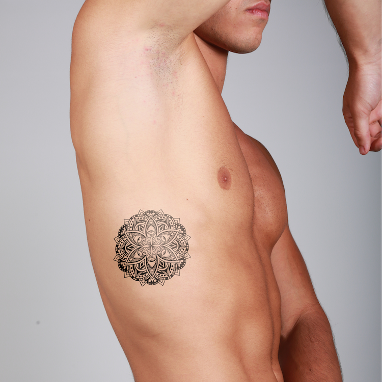 Tatouage homme mandala