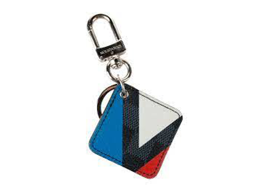 Louis Vuitton x Supreme Dice Key Chain Brass  Louis vuitton, Louis vuitton  luggage, Louis vuitton collection