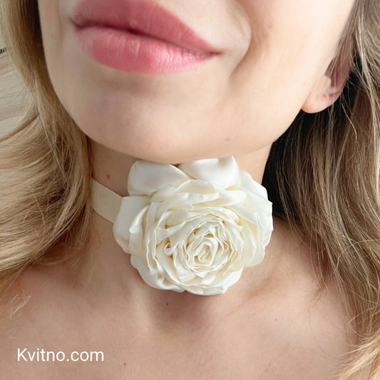 Ivory Elegant Faux Pearl Flower Choker Necklace - Realistic Rose - The Perfect Bridal Accessory for Weddings and Formal Events
