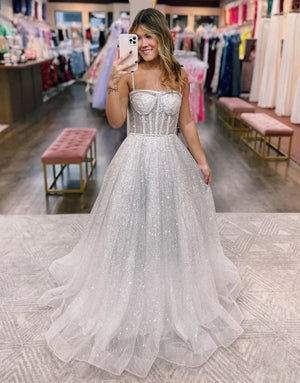 A-Line Spaghetti Straps Tulle Wedding Dress - etyou