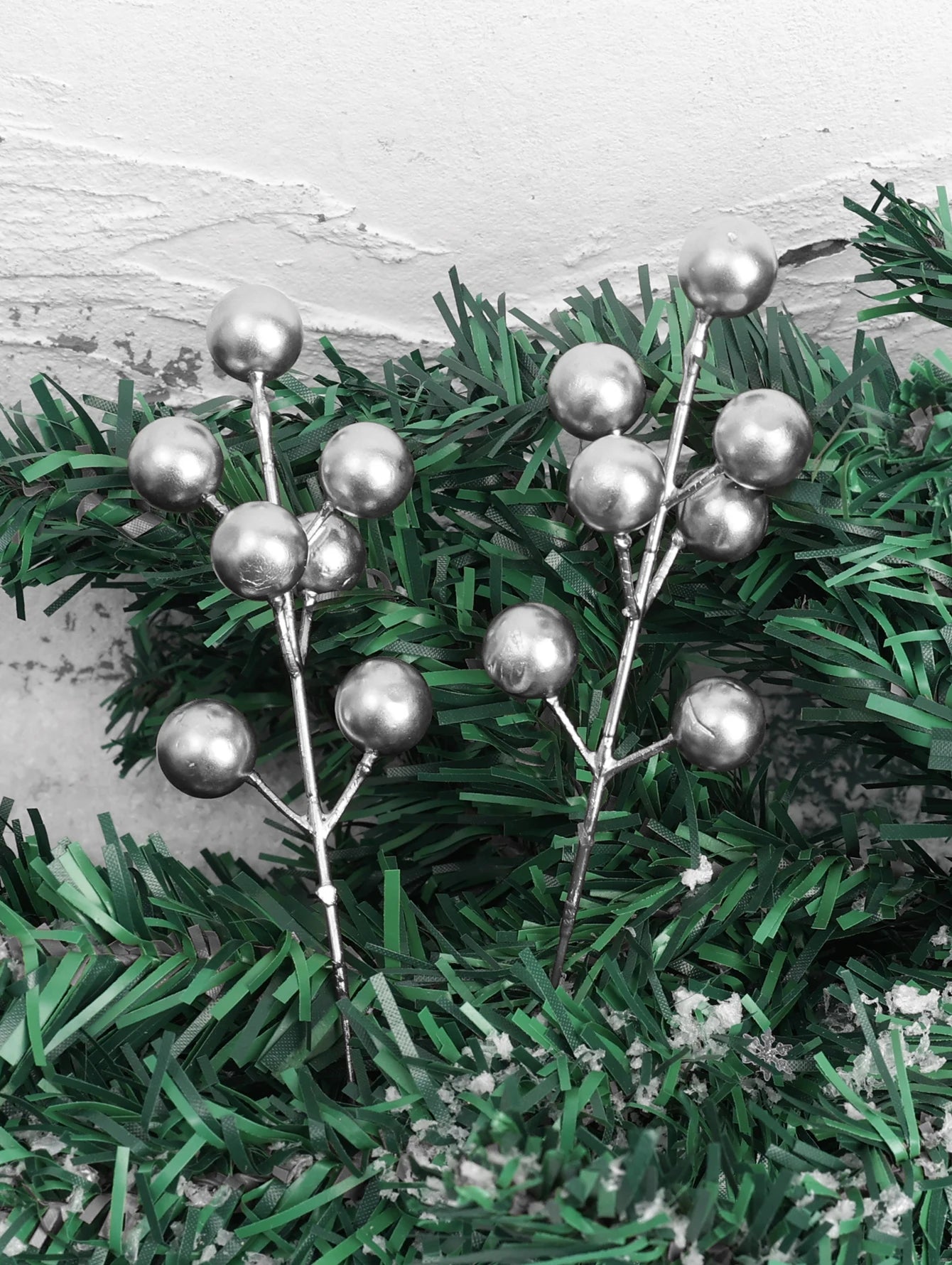 Festive Red & Gold Artificial Berries for Christmas Decor - Image 16