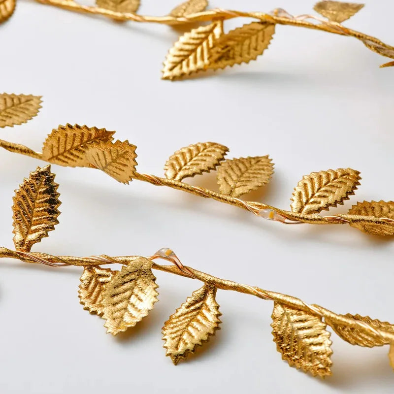 Enchanting 20LED Golden Leaves Fairy Lights for Holidays - Image 4