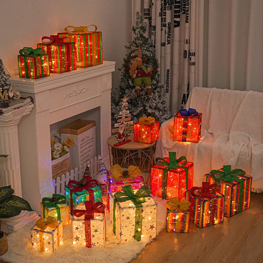 3-Piece Glowing Christmas Gift Box Set - Image 18