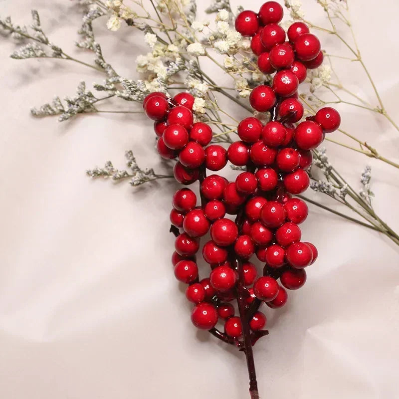 Festive Red Berry Wreath for Christmas Décor - Image 9