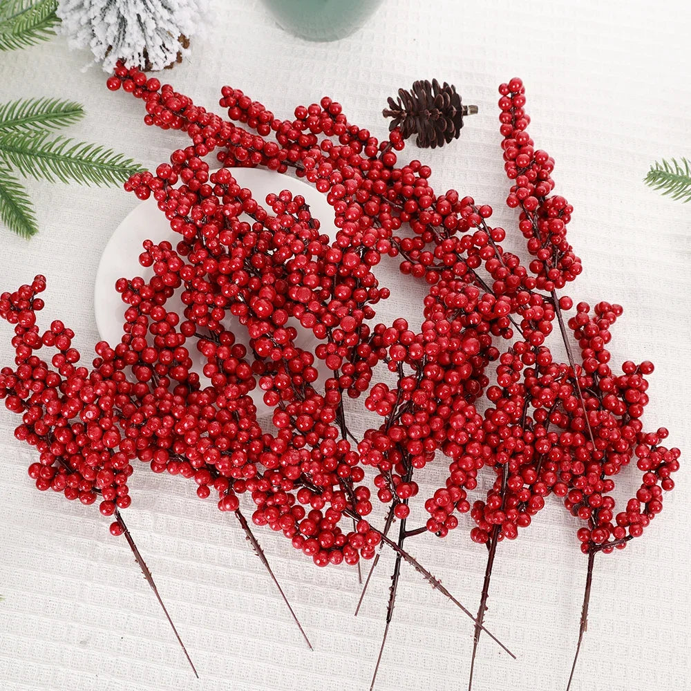 Festive Red Berry Wreath for Christmas Décor - Image 15