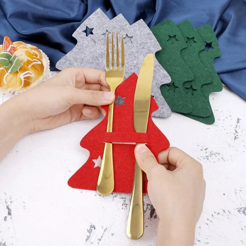 Charming Christmas Tree Cutlery Covers for Festive Tables - Image 16