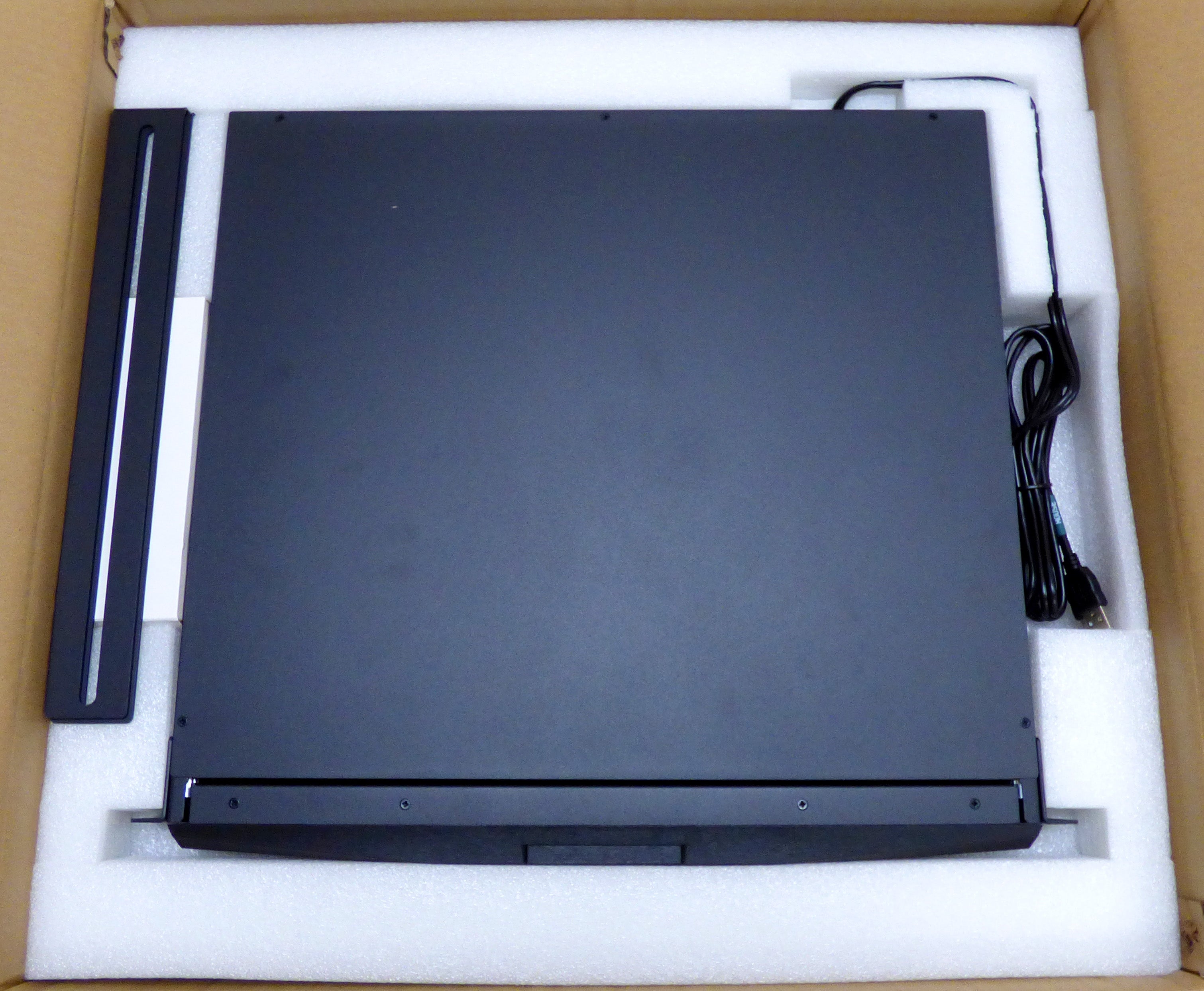 Black Box 1U Rackmount Keyboard Tray & Track Ball - RM418-R6