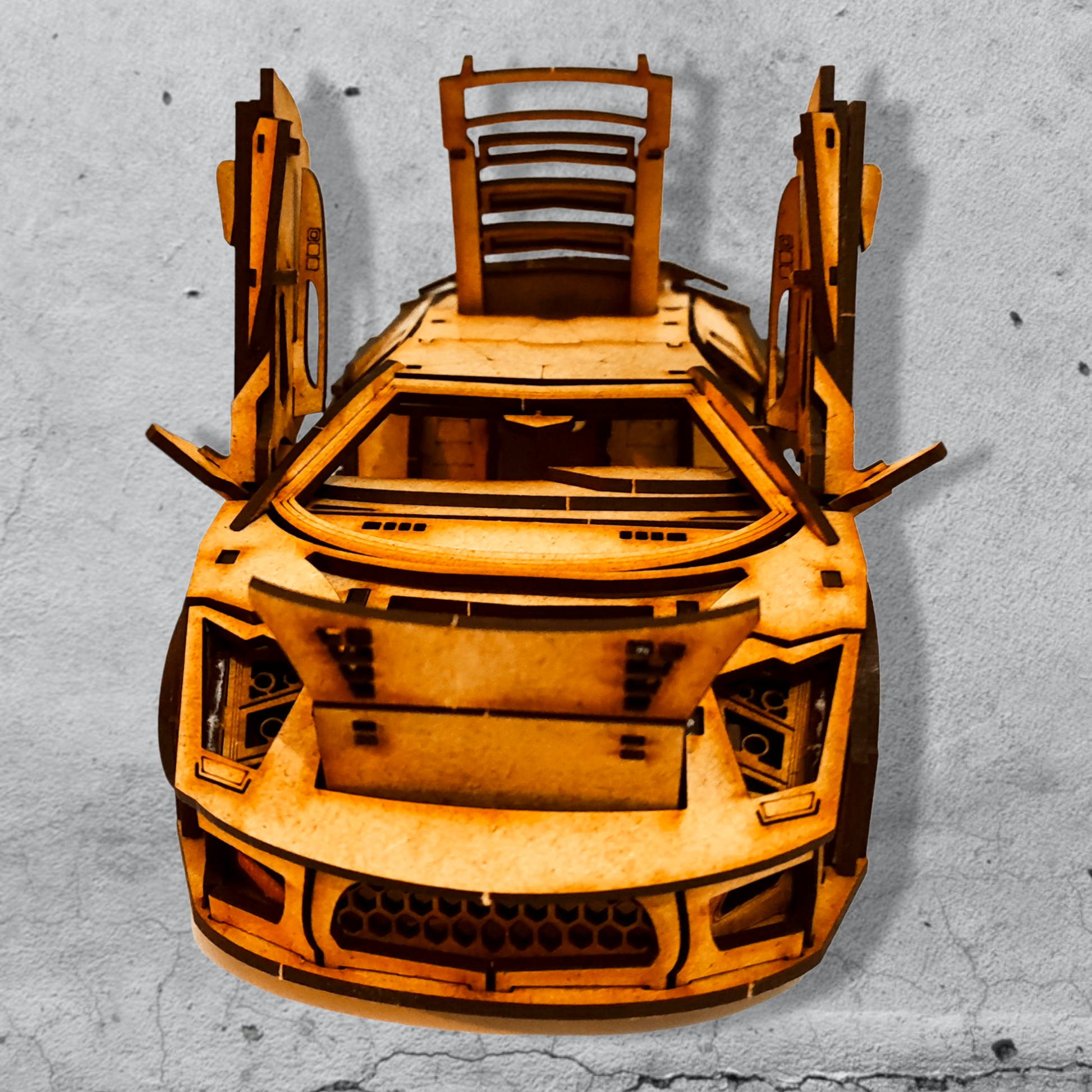coche Lamborghini en madera cortado con láser – fusoregalos