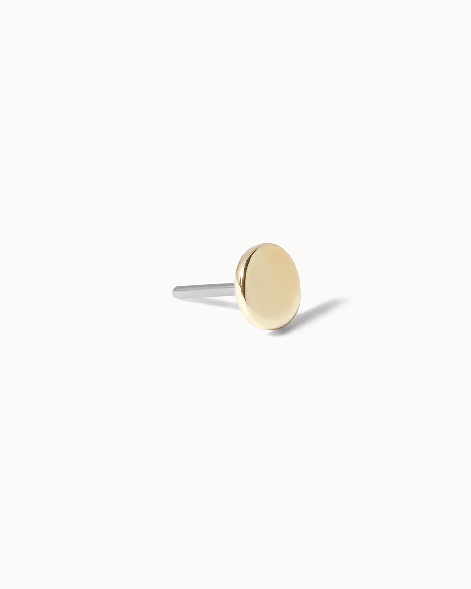 piercing-3mm-disc-flat-back-stud-yg-2.jpg__PID:10113bc9-8883-4b31-a91d-f1005c2becc5